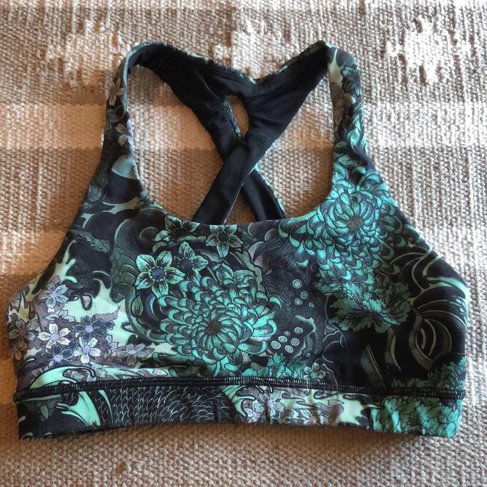 Lululemon sport bra, Size 4